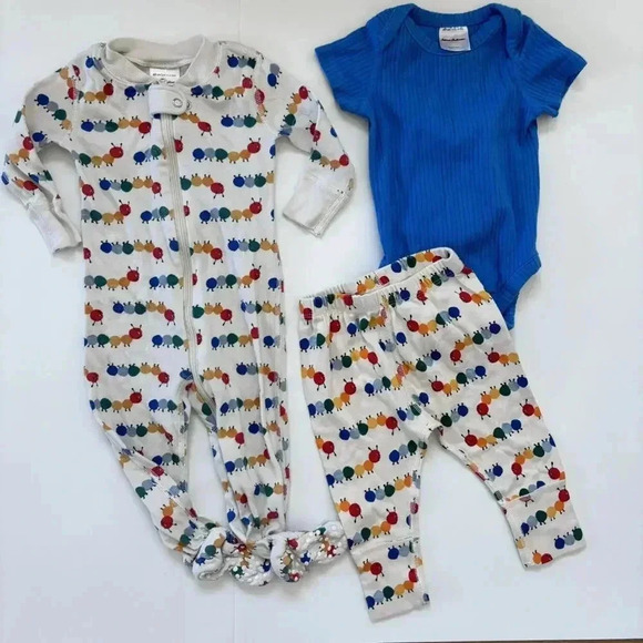 Hanna Andersson Organic Colorful Caterpillar Sleeper & Outfit Bundle - Picture 2 of 11